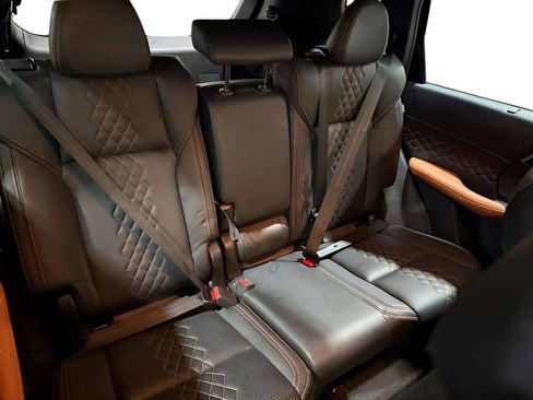 Used 2023 Mitsubishi Outlander SEL AWD/4WD image 18