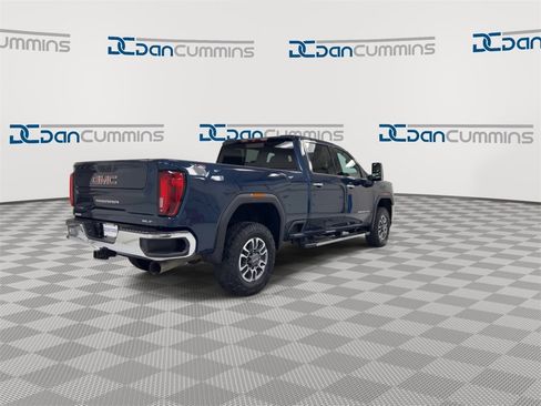 Used 2021 GMC Sierra 2500 SLT w/ SLT Premium Package image 8