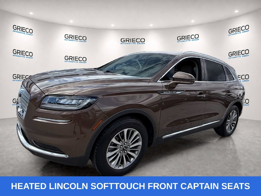 Used 2022 Lincoln Nautilus FWD w/ Premium Package image 3