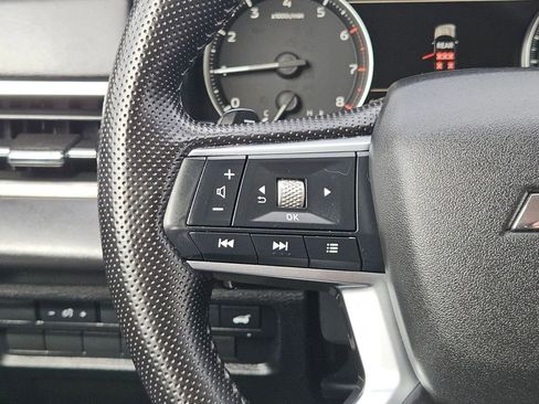 Used 2025 Mitsubishi Outlander SE AWD/4WD image 24
