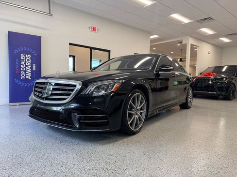 Used 2019 Mercedes-Benz S 450 Sedan image 4