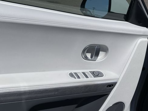 Certified 2024 Hyundai Ioniq 5 Limited AWD/4WD image 18
