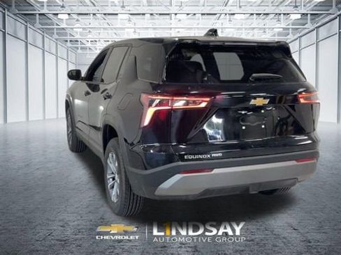 New 2026 Chevrolet Equinox LT AWD/4WD image 8