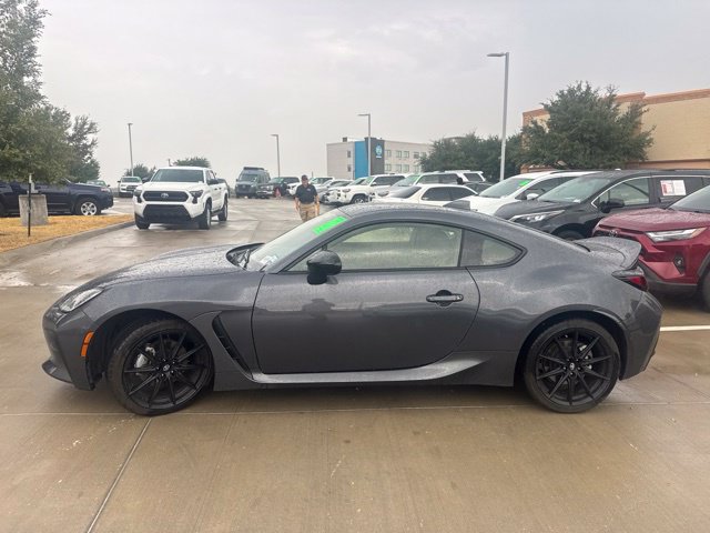 Used 2024 Toyota GR86 Premium RWD image 5