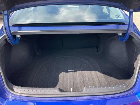 Used 2025 Hyundai Elantra SEL FWD image 30