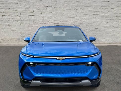 Used 2025 Chevrolet Equinox EV LT FWD image 7