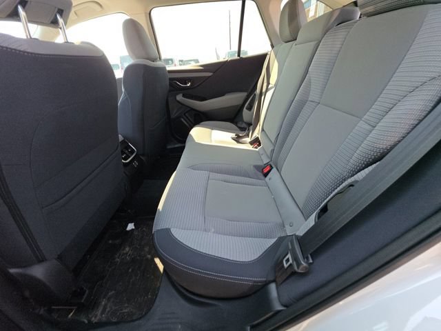 Used 2024 Subaru Outback Premium AWD/4WD image 14