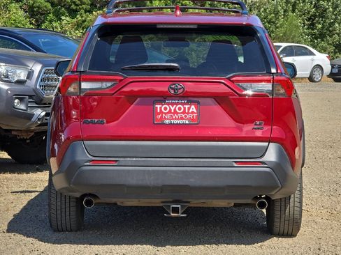 Used 2020 Toyota RAV4 LE w/ All Weather Liner Package AWD/4WD image 5