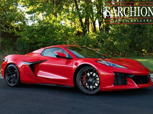 Used 2025 Chevrolet Corvette Z06 w/ Battery Protection Package image 14