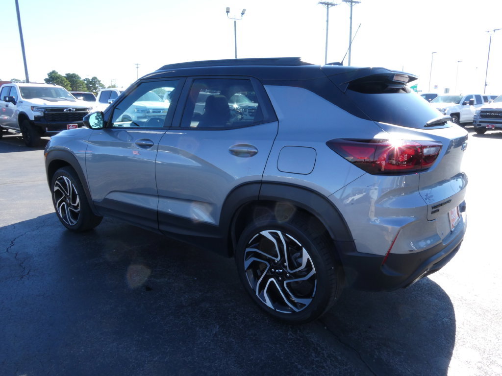 Certified 2024 Chevrolet TrailBlazer RS w/ Convenience Package AWD/4WD image 9