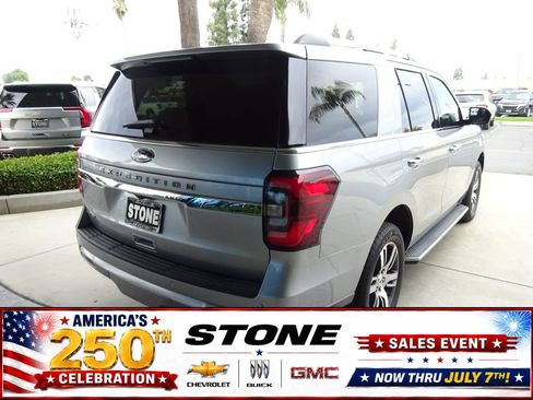 Used 2022 Ford Expedition Limited AWD/4WD image 7