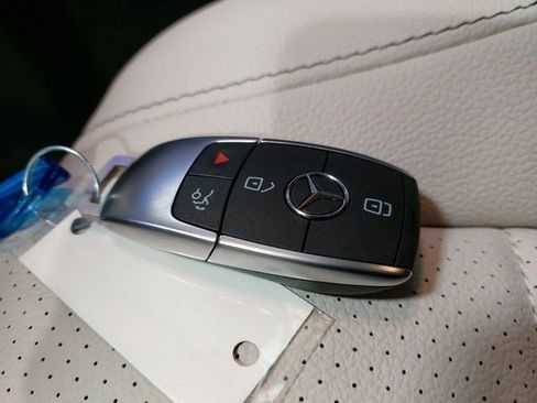 Used 2026 Mercedes-Benz GLE 350 4MATIC image 32