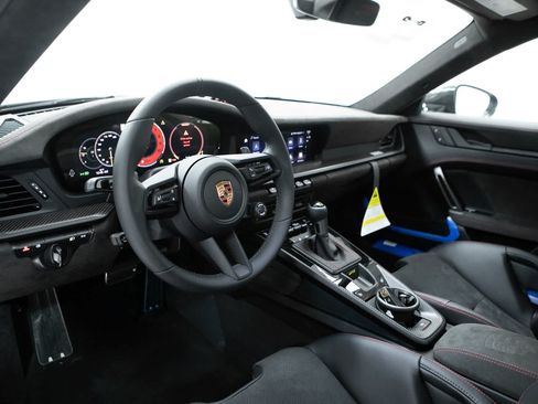 Used 2026 Porsche 911 GT3 RWD image 4