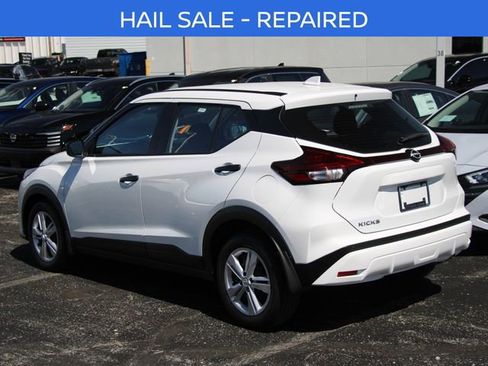 Certified 2025 Nissan Kicks Play S FWD image 4