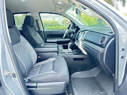 Used 2021 Toyota Tundra SR5 w/ SR5 Upgrade Package RWD image 16