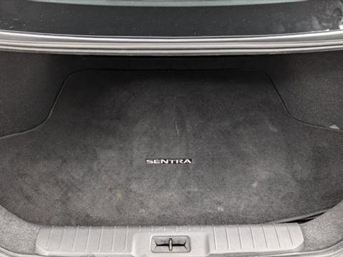 Used 2025 Nissan Sentra SV image 18