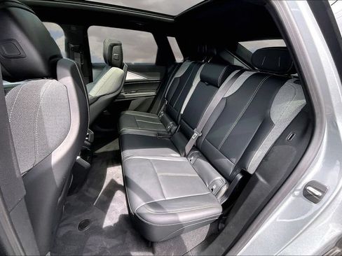 Certified 2024 Cadillac Lyriq Tech w/ Driver Assist Package AWD/4WD image 22