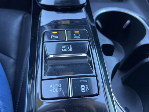 Used 2021 Hyundai Sonata Limited w/ Preferred Accessory Package image 29