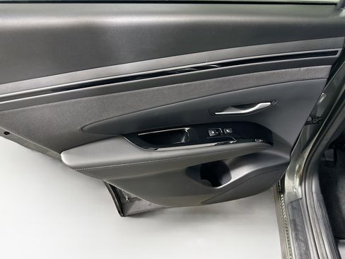 Used 2022 Hyundai Tucson Limited w/ Cargo Package FWD image 26