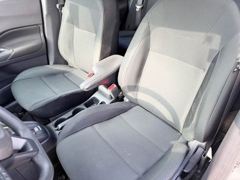 Used 2024 Nissan Kicks S image 12