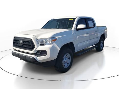 Used 2022 Toyota Tacoma SR w/ SR Convenience Package image 3
