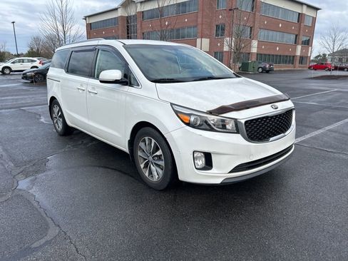 Used 2016 Kia Sedona SX FWD image 1