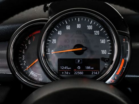 Used 2019 MINI Cooper 2-Door Hardtop FWD image 14