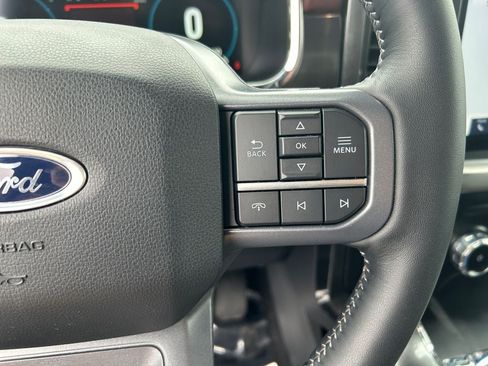 Used 2023 Ford F150 Lariat AWD/4WD image 16
