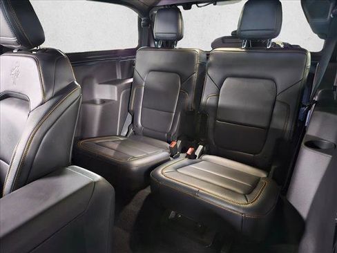 Used 2023 Ford Bronco Badlands w/ Sasquatch Package image 15