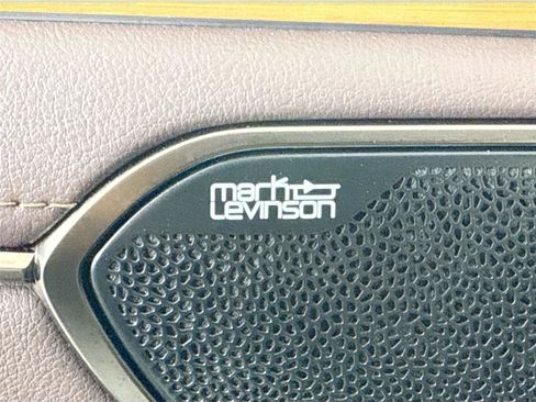 Used 2019 Lexus ES 350 Ultra Luxury image 29