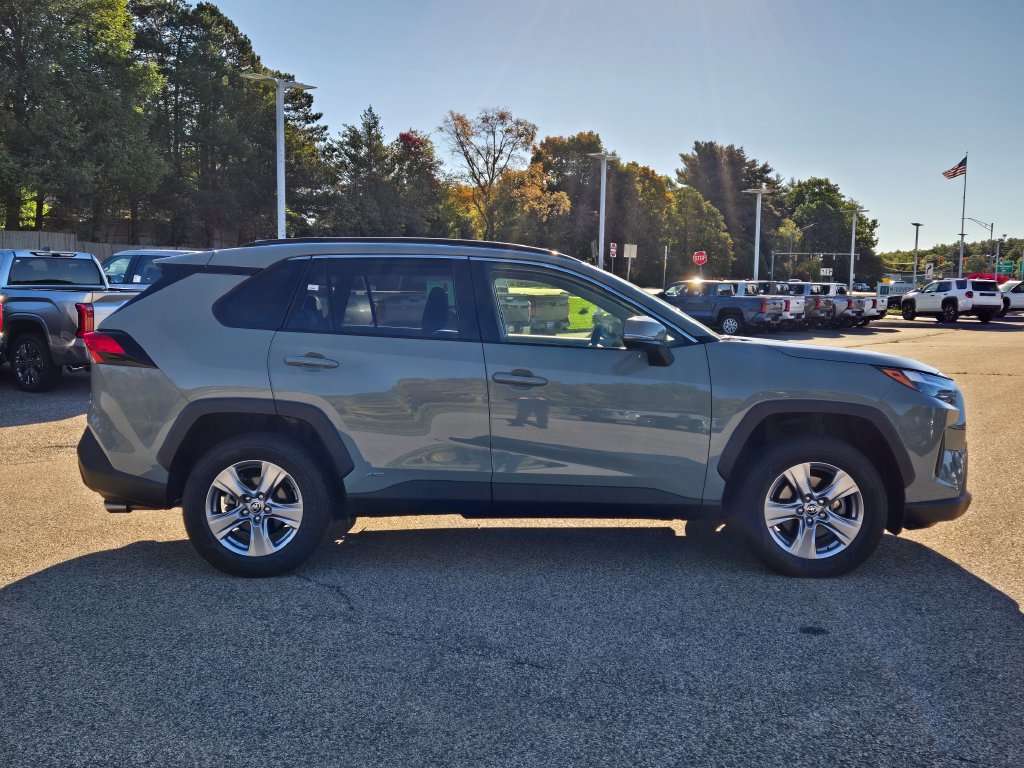 Used 2023 Toyota RAV4 XLE w/ XLE Grade Weather Package AWD/4WD image 6