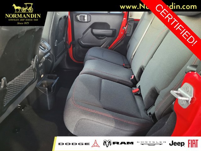 Certified 2025 Jeep Wrangler Unlimited Rubicon w/ Convenience Group AWD/4WD image 18