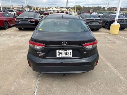 Used 2020 Toyota Corolla LE image 7
