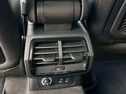 Used 2019 Audi Q3 2.0T Premium Plus AWD/4WD image 25