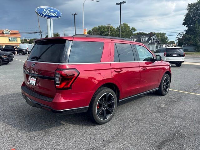 Used 2022 Ford Expedition Limited AWD/4WD image 8