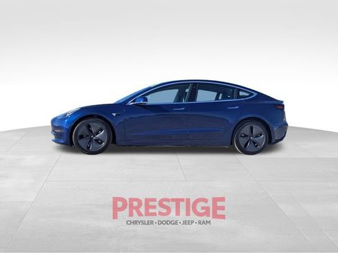 Used 2019 Tesla Model 3 Long Range image 13