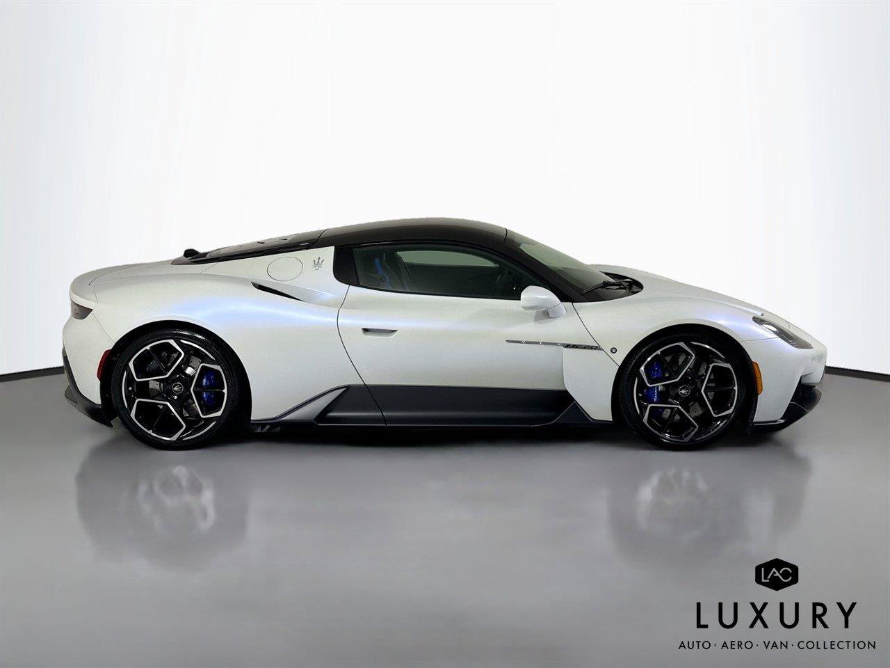 Used 2023 Maserati MC20 Coupe RWD image 4