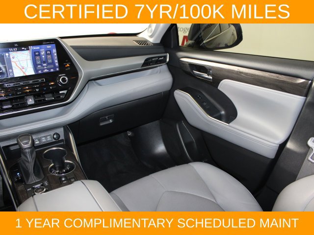 Used 2022 Toyota Highlander Platinum AWD/4WD image 22