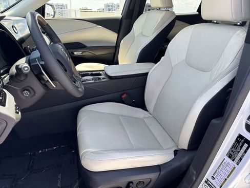 Certified 2023 Lexus RX 350 Premium w/ Accessory Package (Z1) FWD image 11
