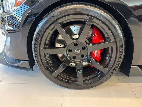 Used 2017 Ford Mustang Shelby GT350 w/ Electronics Package RWD image 26