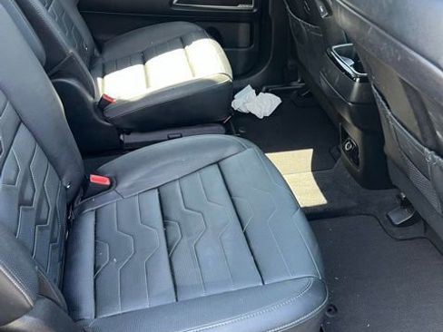 Used 2022 Kia Telluride SX w/ SX Prestige Package AWD/4WD image 7