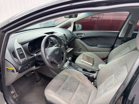 Used 2015 Kia Forte LX image 10