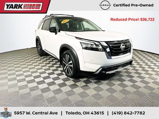 Used 2023 Nissan Pathfinder Platinum 360° Tour