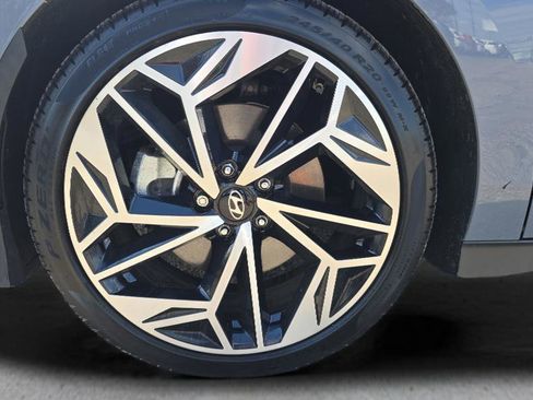 Certified 2024 Hyundai Ioniq 6 SEL AWD/4WD image 28