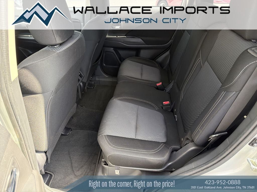 Used 2020 Mitsubishi Outlander ES AWD/4WD image 33