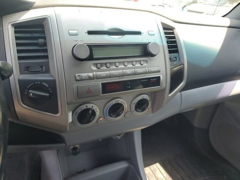 Used 2005 Toyota Tacoma 4x4 Double Cab image 12