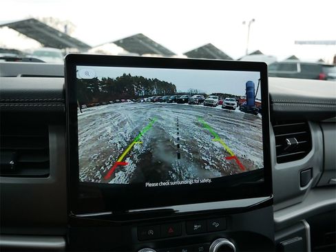 Certified 2024 Ford Expedition XLT image 27