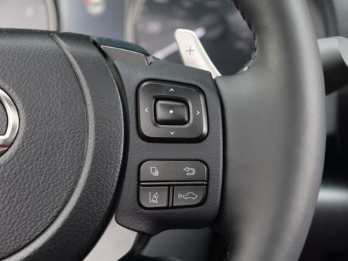 Used 2025 Lexus IS 350 F Sport RWD image 21