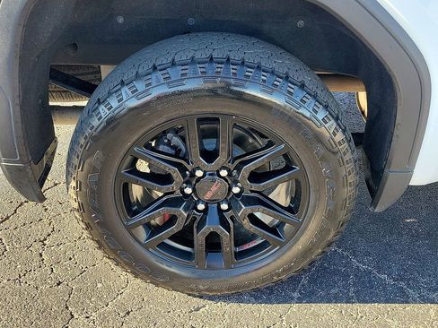 Used 2022 GMC Sierra 1500 Elevation image 7