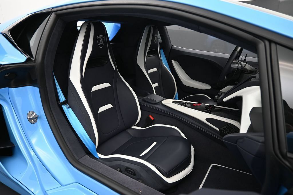 Used 2026 Lamborghini Temerario AWD/4WD image 22